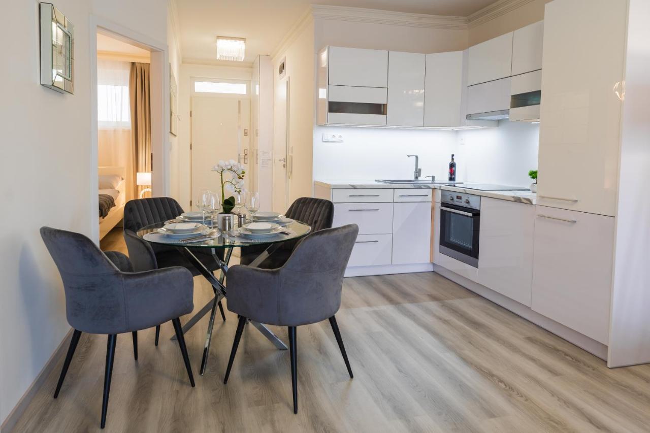 Central Residence *